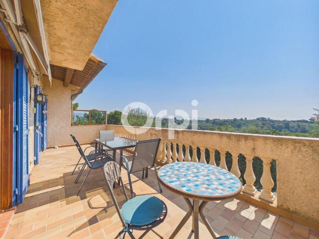 Appartement meublé 4 pièces 132 m²