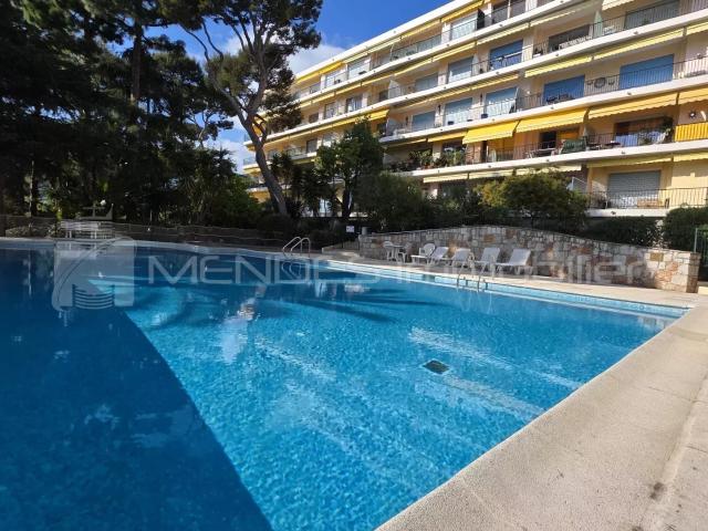 Appartement meublé 4 pièces 141 m²