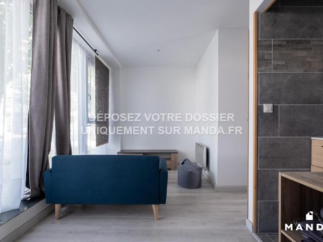 Appartement meublé 4 pièces 16 m²