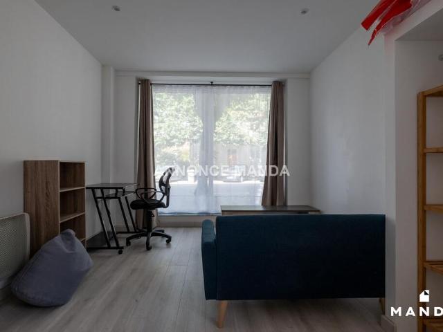 Appartement meublé 4 pièces 16 m²