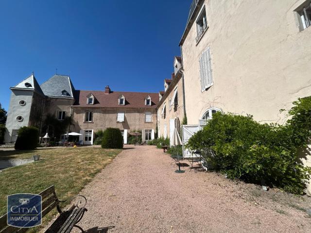 Appartement meublé 4 pièces 203 m²