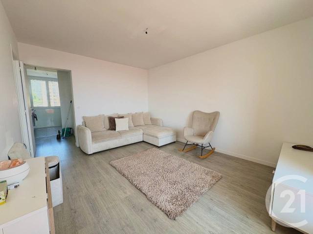 Appartement meublé 4 pièces 63 m²