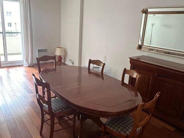 Appartement MEUBLE 4 pièces