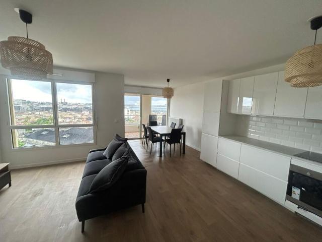 Appartement meublé 4 pièces 84 m²