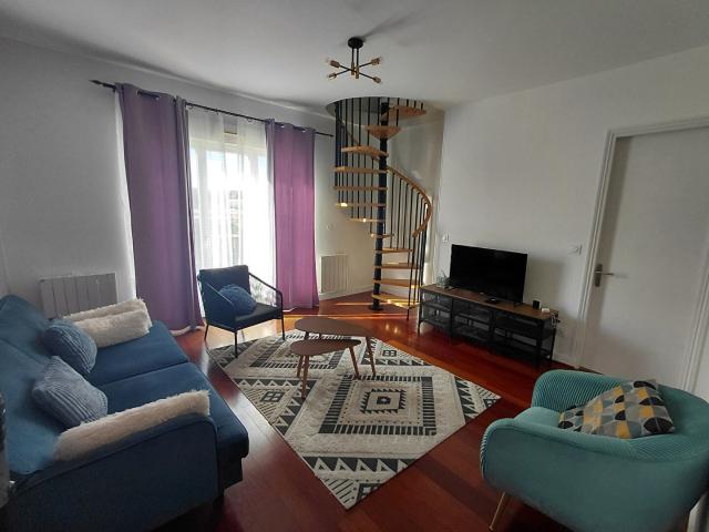 Appartement meublé 4 pièces 91 m²