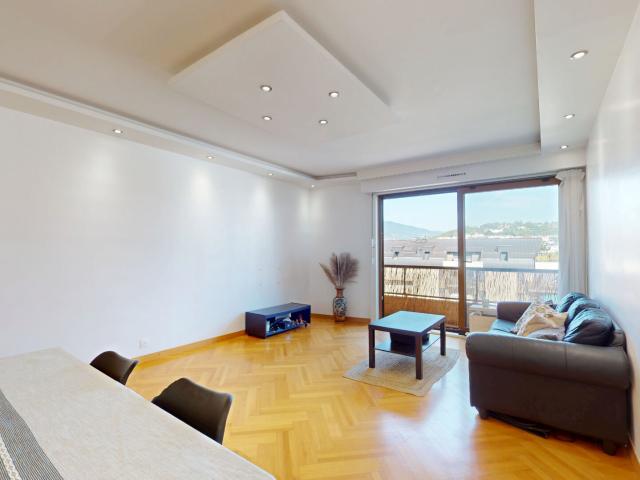Appartement meublé 4 pièces 93 m²