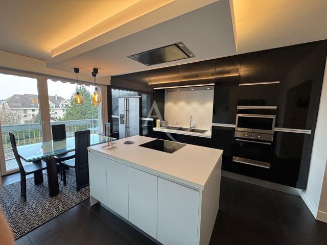 Appartement meublé 4 pièces 96 m²