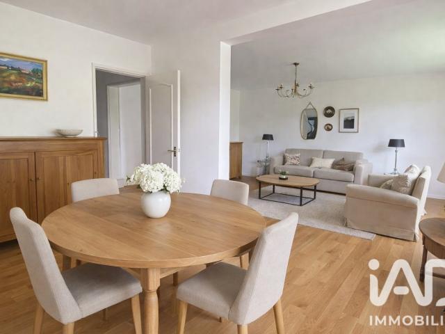Appartement meublé 5 pièces 104 m²