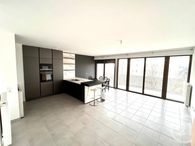 Appartement meublé 5 pièces 100 m²