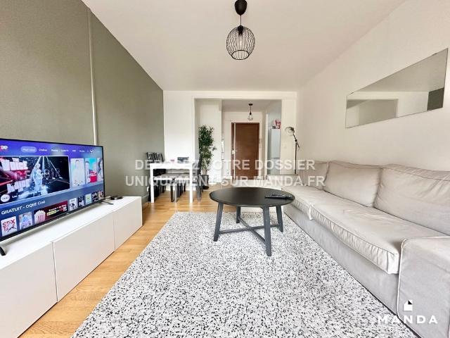 Appartement meublé 5 pièces 10 m²
