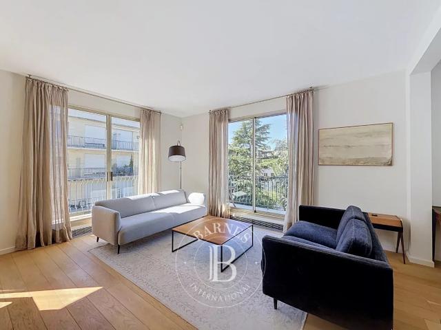 Appartement meublé 5 pièces 116 m²