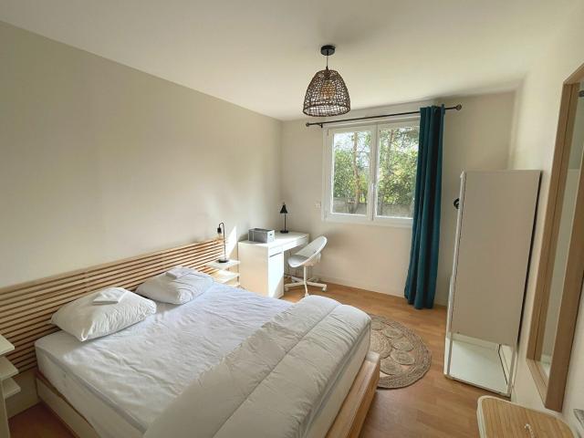 Appartement meublé 5 pièces 11 m²