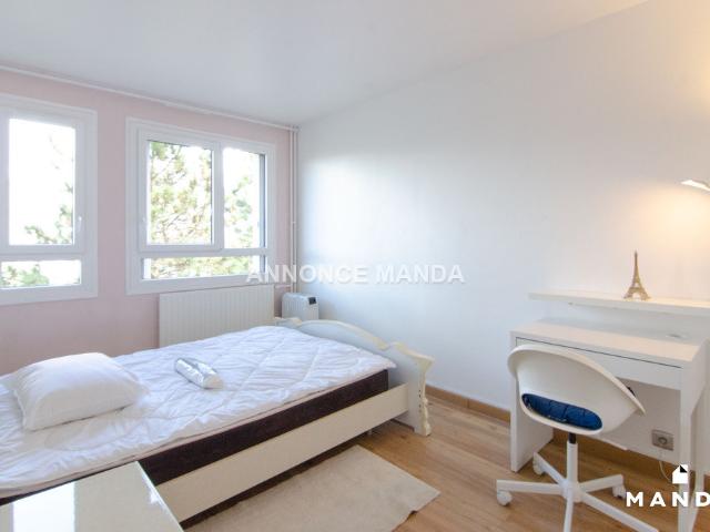 Appartement meublé 5 pièces 11 m²