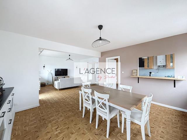 Appartement meublé 5 pièces 129 m²