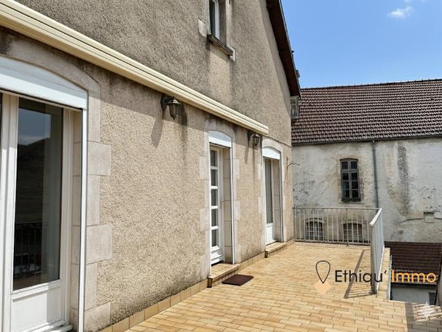 Appartement meublé 5 pièces 160 m²