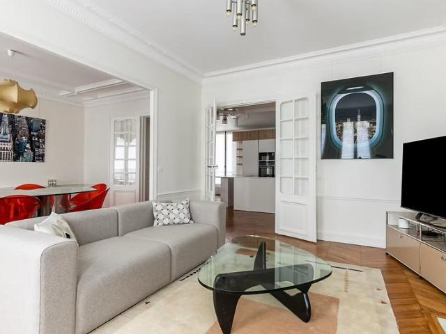 Appartement meublé 5 pièces 121 m²