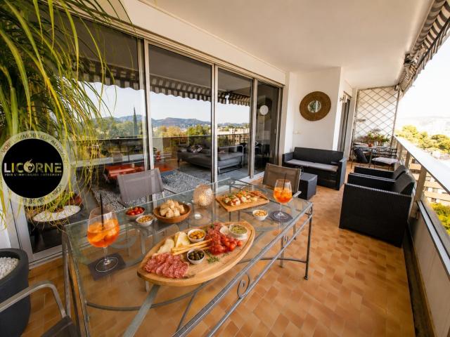 Appartement meublé 5 pièces 144 m²
