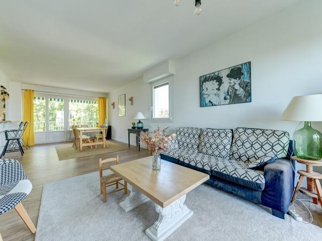 Appartement meublé 5 pièces 143 m²
