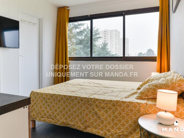 Appartement meublé 5 pièces 14 m²