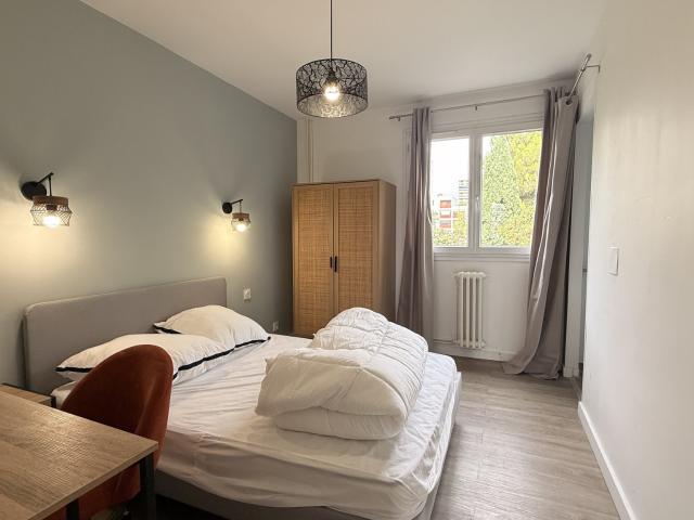 Appartement meublé 5 pièces 73 m²