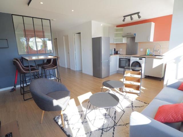 Appartement meublé 5 pièces 77 m²
