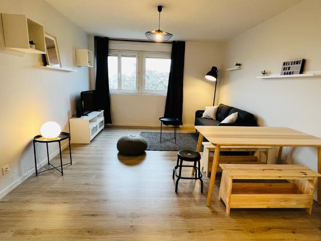 Appartement meublé 5 pièces 77 m²