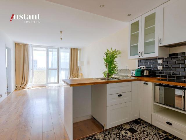 Appartement meublé 5 pièces 79 m²