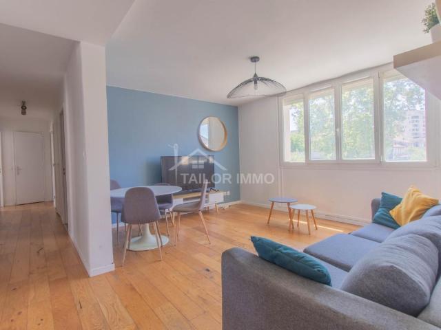 Appartement meublé 5 pièces 82 m²