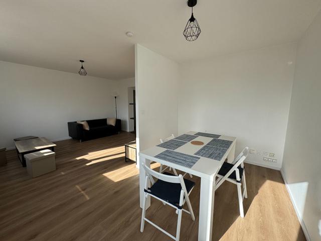 Appartement meublé 5 pièces 93 m²