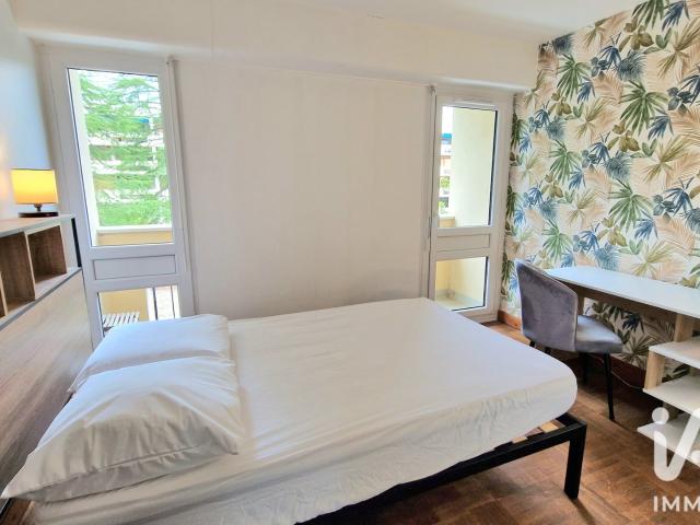 Appartement meublé 5 pièces 94 m²