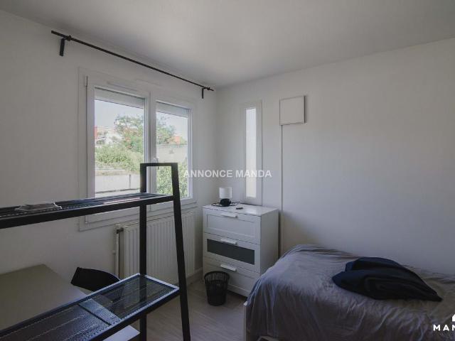 Appartement meublé 5 pièces 9 m²