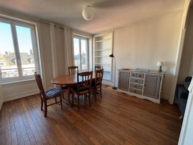 APPARTEMENT MEUBLE 5 PIECES CENTRE CHERBOURG