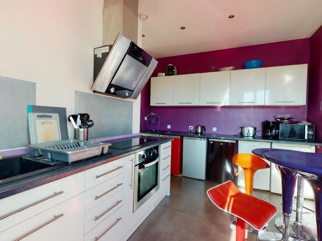 Appartement meublé 6 pièces 101 m²