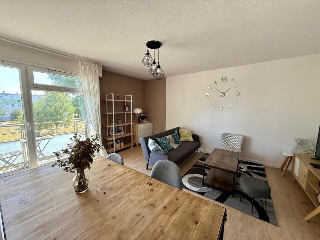 Appartement meublé 6 pièces 101 m²