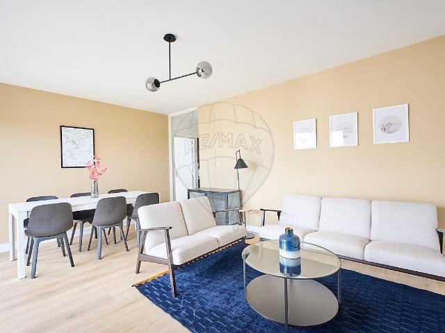 Appartement meublé 6 pièces 103 m²