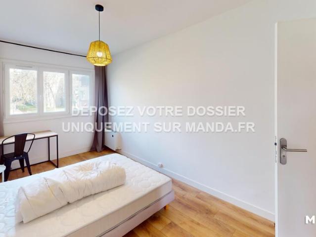 Appartement meublé 6 pièces 10 m²