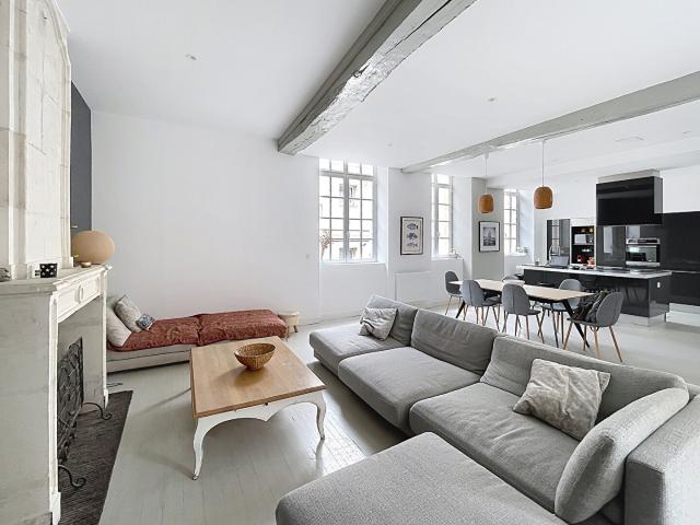 Maison meublée 6 pièces 148 m²
