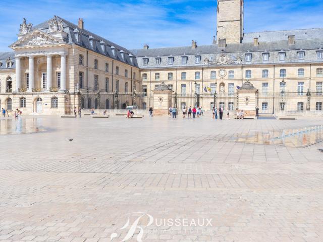 Appartement meublé 6 pièces 152 m²