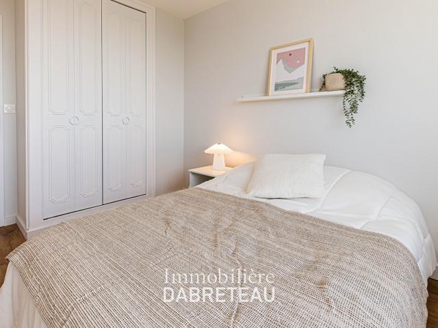 Appartement meublé 6 pièces 94 m²