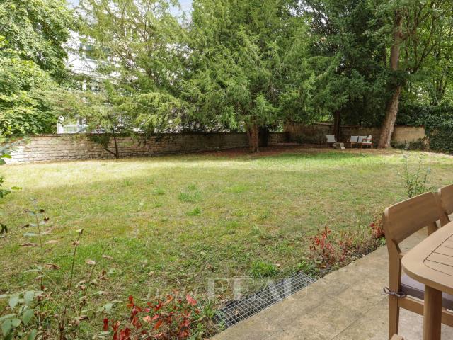 Appartement meublé 6 pièces 97 m²