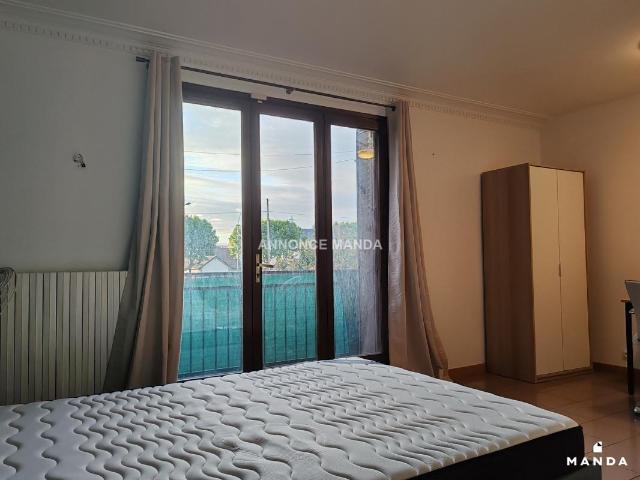 Appartement meublé 8 pièces 12 m²