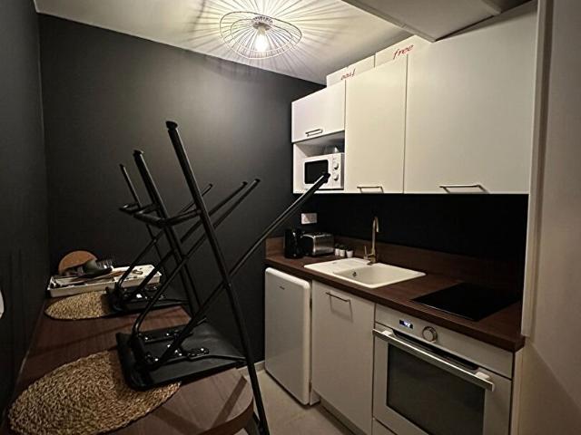 Appartement meublé Caudebec Les Elbeuf 1 pièce Réf BOCE RDC D