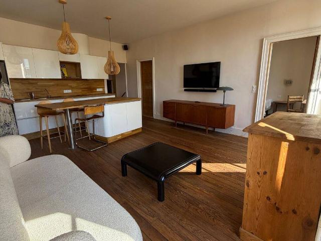 Appartement meublé centre village