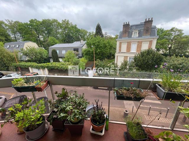 Appartement Meublé a La Celle Saint Cloud 4 pièces 85 m²