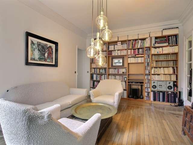 Appartement meublé à louer, 1 chambre 48 m² Montmartre / Place des Abbesses Paris