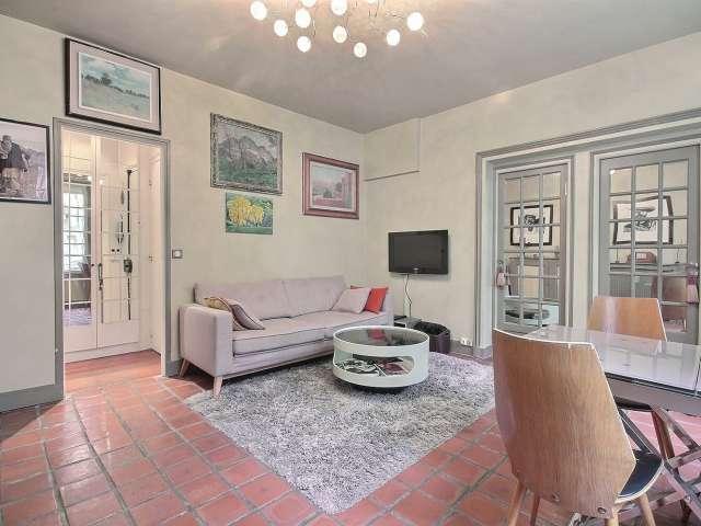 Appartement meublé à louer, 2 chambres 59 m² Place de Clichy Paris