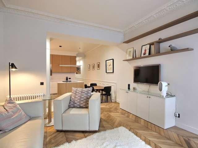 Appartement meublé à louer, 2 chambres 65 m² Montmartre / Place des Abbesses Paris