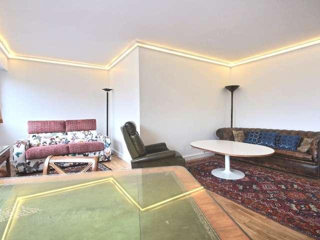 Appartement meublé à louer, 2 chambres 79 m² Porte de Champerret Paris
