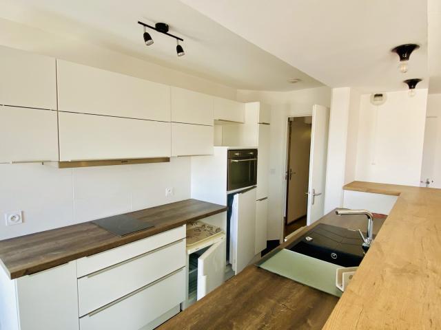 Appartement meublé à louer 2 pièces 49 m²