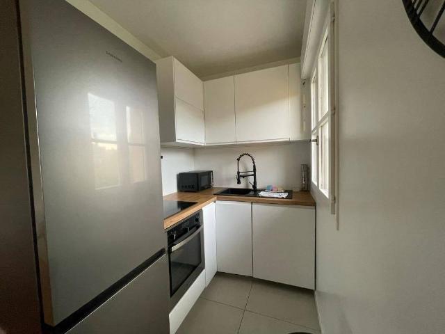 Appartement MEUBLÉ À Louer 2 Pièces 1215 euros